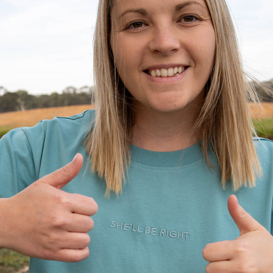 She'll Be Right Unisex T-Shirt - Gum Leaf